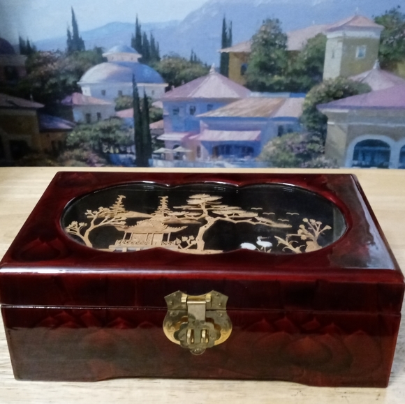 1980's Vintage Chinese Jewelry/Music Box 🎵Oriental Lacquer Wood Satin Lining🎻 - Picture 7 of 14